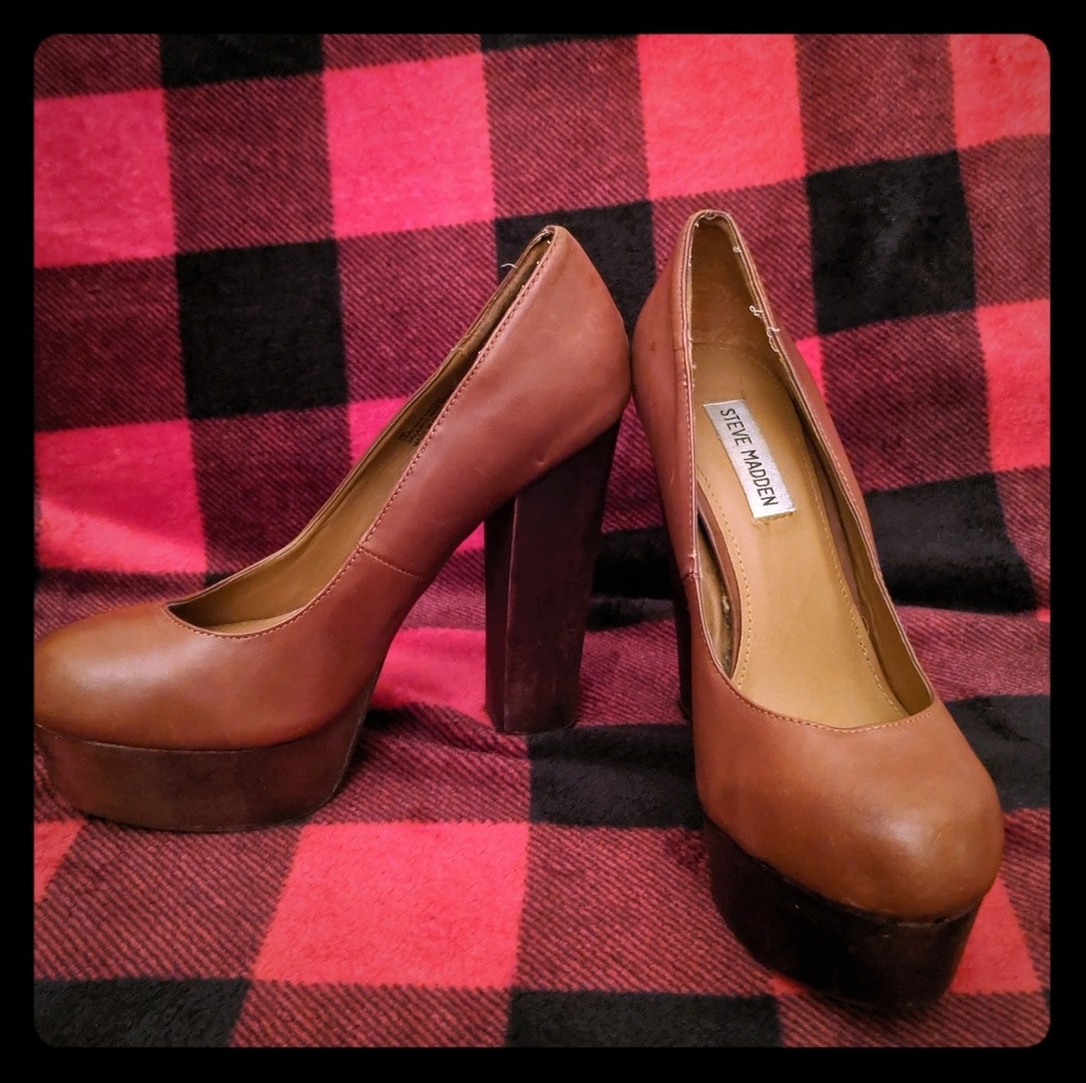 Steve Madden Brown Leather Pumps - Cheeeky